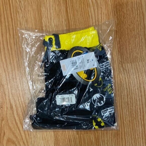 NWT! DC Comics Batman Swim Trunks - Picture 3 of 3